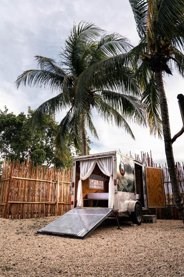 El Buho Bacalar Eco-Cabanas Hostal Экстерьер фото
