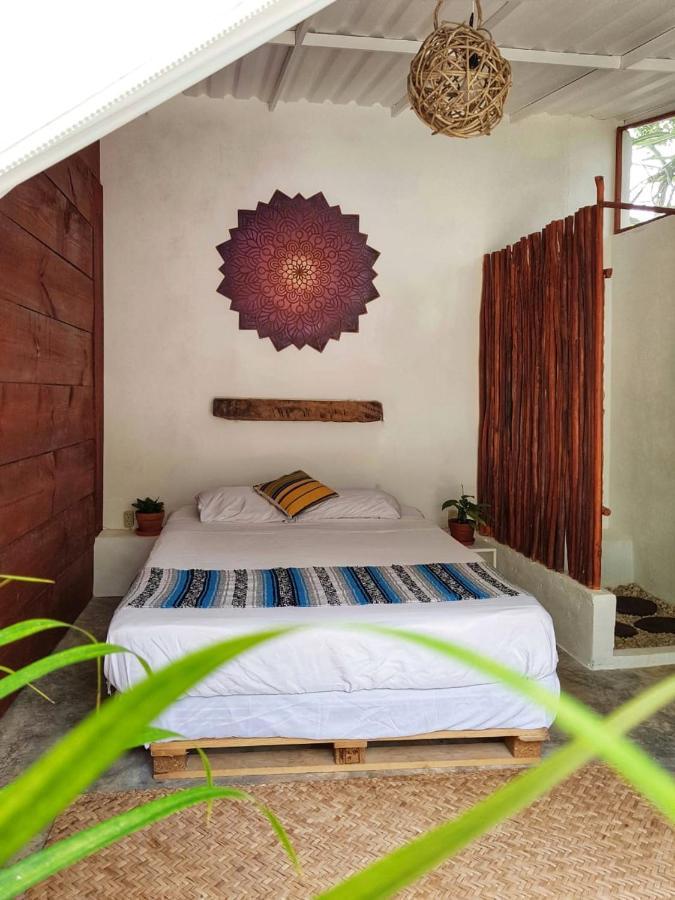 El Buho Bacalar Eco-Cabanas Hostal Экстерьер фото